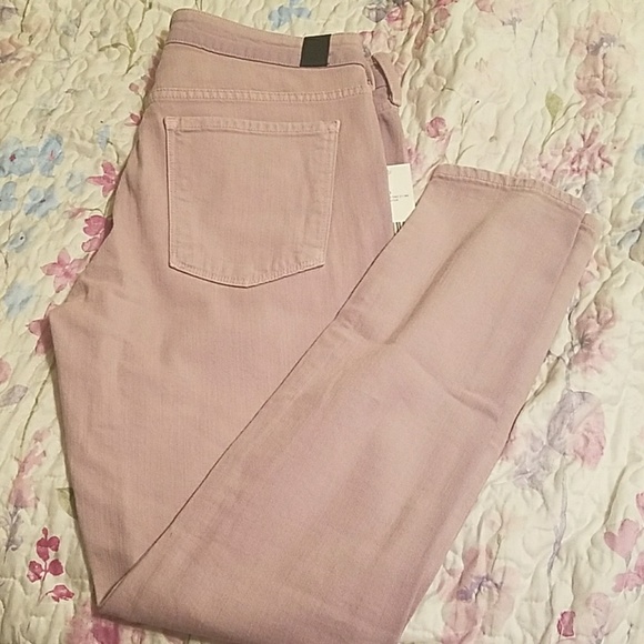 Vince. Dylan Skinny jeans. - Picture 2 of 3